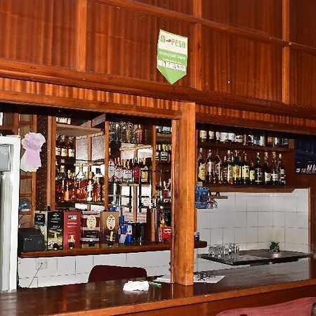 Ibis Hotel Karatina Esterno foto