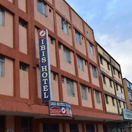 Ibis Hotel Karatina Esterno foto